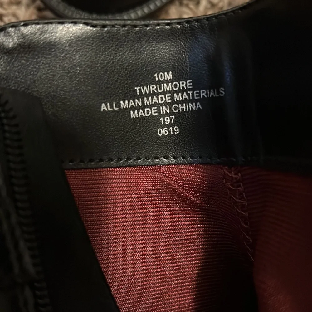 Tommy Hilfiger Black Booties NWOT - Picture 6 of 7
